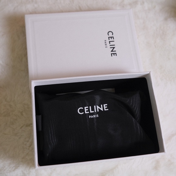 CELINE BUSINESS CARD HOLDER IN TRIOMPHE CANVAS AND LAMBSKIN
TAN - Picture 8 of 8